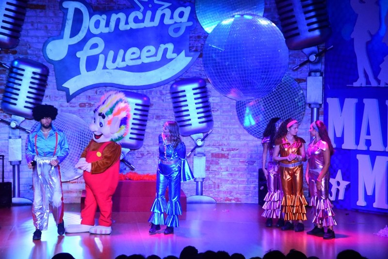 Dancing Queen un hommage a Abba by Kazadoo